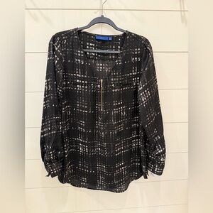 Women's Black Patterned Top